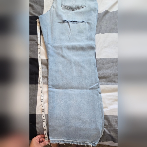 Judy Blue Straightleg Jeans - Picture 3 of 9